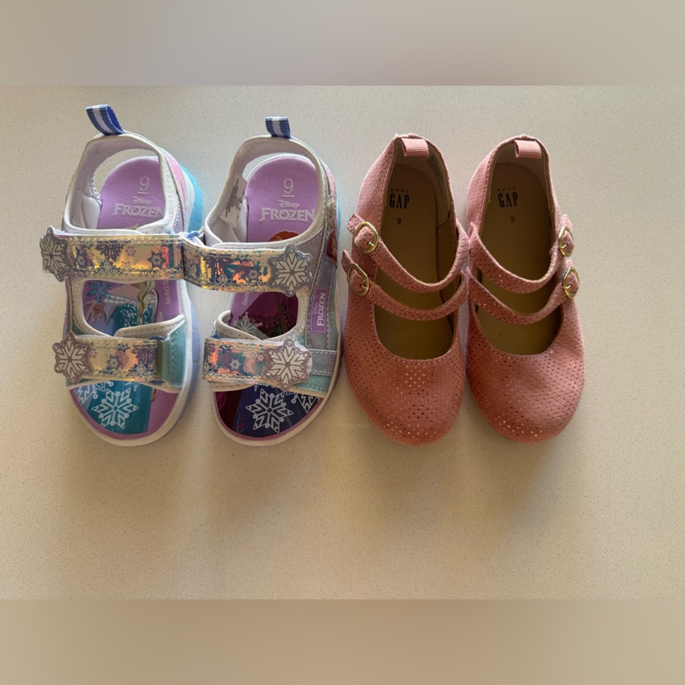 Frozen Light-Up Toddler Sandals & Gap Pink & Gold Ballet flat, toddler size 9